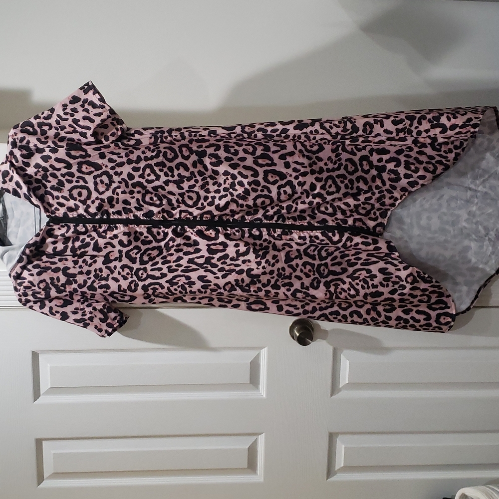 Pink Cheetah Hi-Low Size Large Dress
